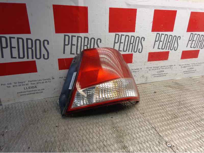 Recambio de piloto trasero derecho para hyundai accent (lc) 1.5 cat referencia OEM IAM R92402252  