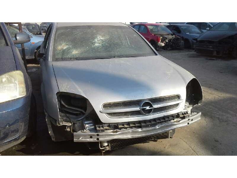 opel vectra c berlina del año 2003