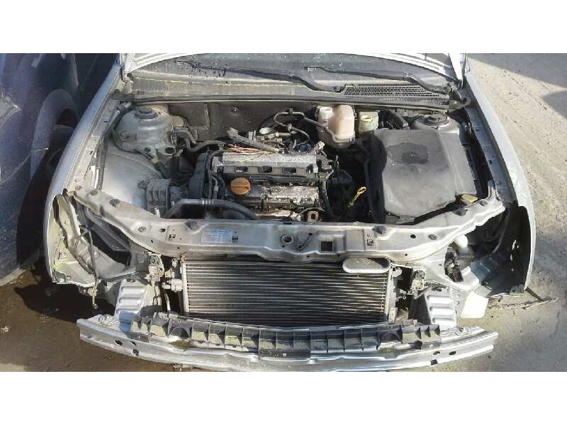 opel vectra c berlina del año 2003