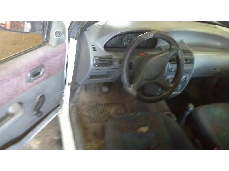 fiat punto berl. (176) del año 1994