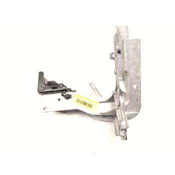 SOPORTE PARAGOLPES DELANTERO DERECHO A2536210700 