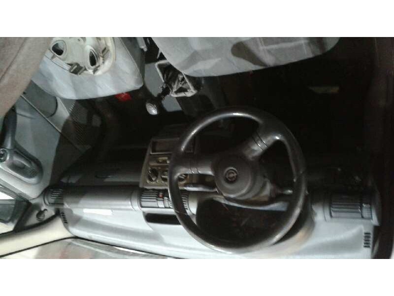 opel corsa b del año 1994