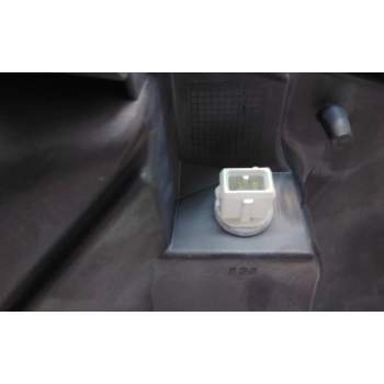 Recambio de faro derecho para renault maxity referencia OEM IAM 8931721 26010MB50A 