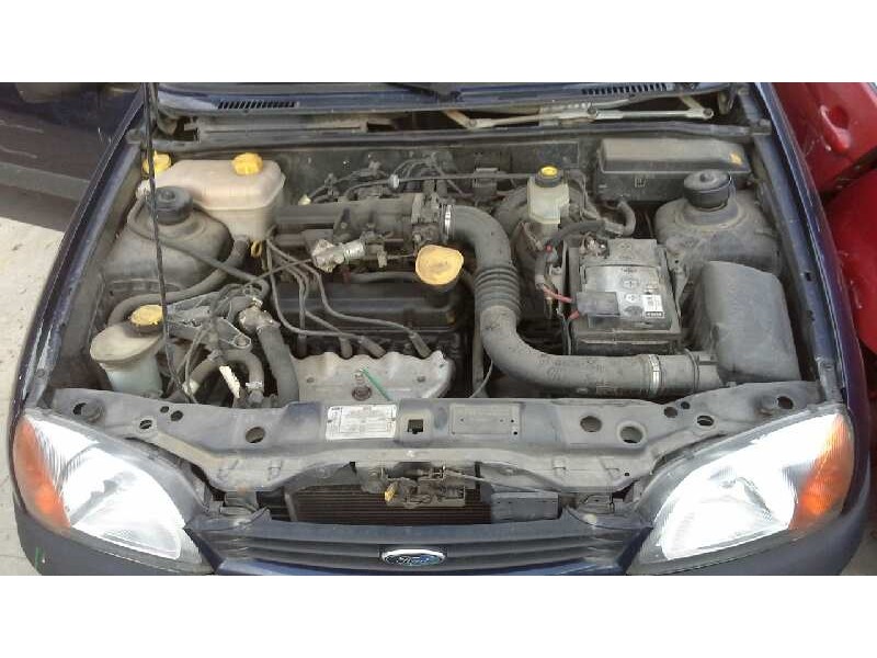 ford fiesta berlina (dx) del año 1999