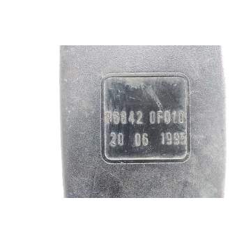 Recambio de enganche delantero izquierdo para nissan terrano (wd21) referencia OEM IAM R68420F010  