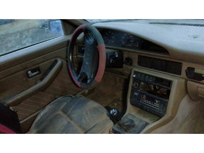 audi 100 berlina (443) del año 1996