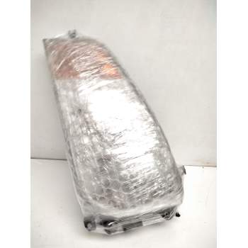 Recambio de faro derecho para nissan cabstar 110.45 referencia OEM IAM 89314261  26010BM500