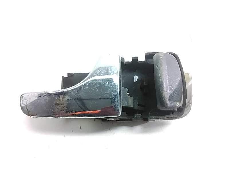 Recambio de maneta interior trasera derecha para nissan terrano (wd21) referencia OEM IAM   