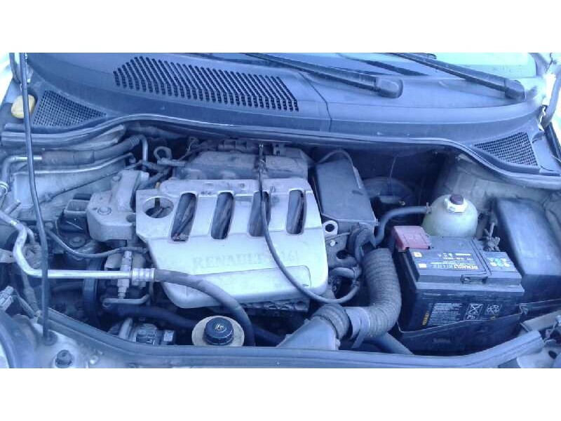 renault scenic (ja..) del año 2002