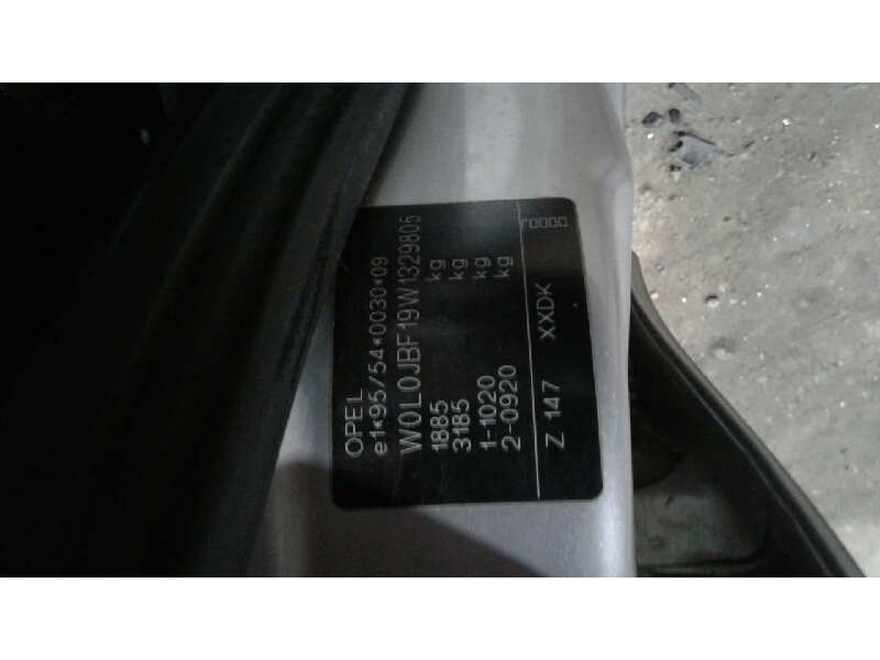 opel vectra b berlina del año 1998