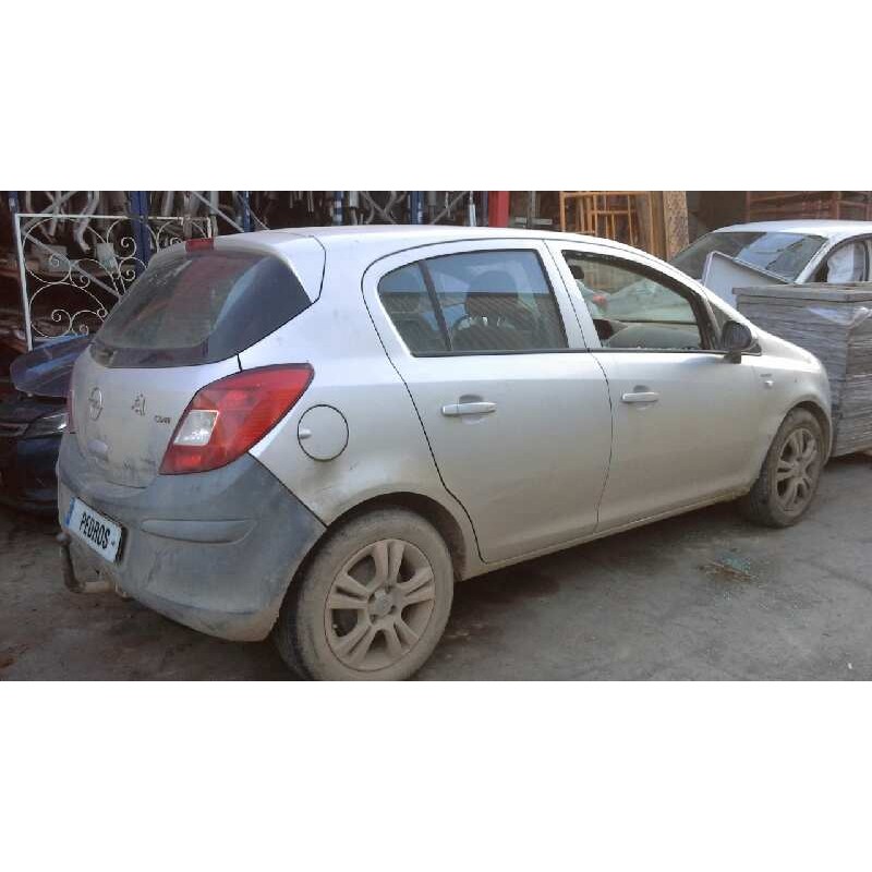 opel corsa d del año 2009