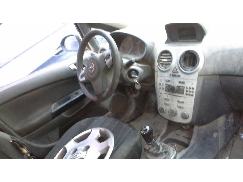 opel corsa d del año 2009