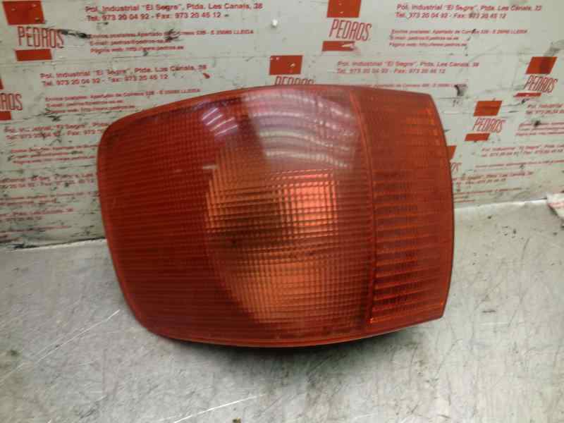 Recambio de piloto trasero derecho para audi 80 avant básico berlina referencia OEM IAM 8A0945218B 140388R 
