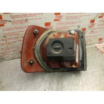 Recambio de piloto trasero derecho para audi 80 avant básico berlina referencia OEM IAM 8A0945218B 140388R 
