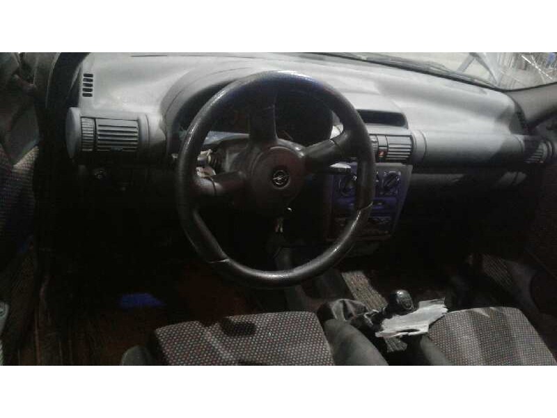 opel corsa b del año 1993