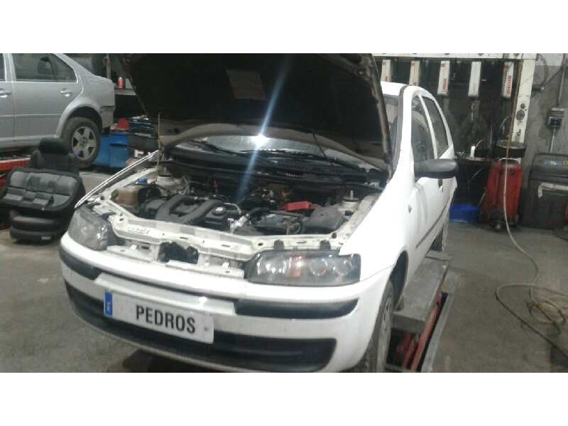fiat punto berlina (188) del año 2001