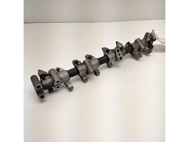 Recambio de eje balancines para nissan terrano/terrano.ii (r20) referencia OEM IAM   52645
