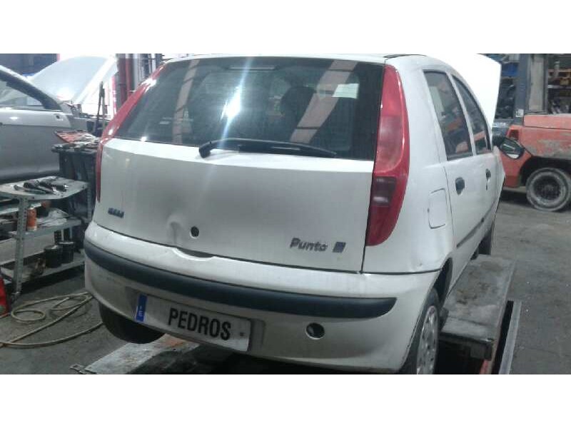 fiat punto berlina (188) del año 2001