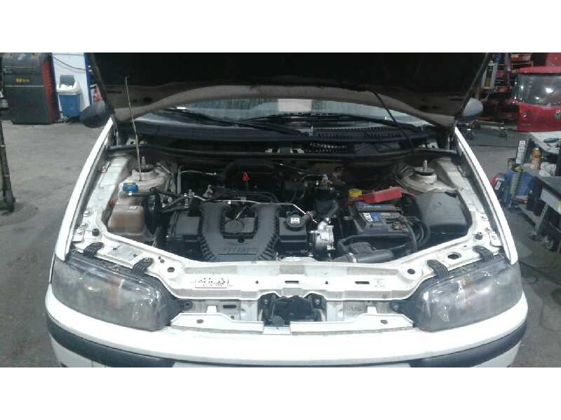 fiat punto berlina (188) del año 2001