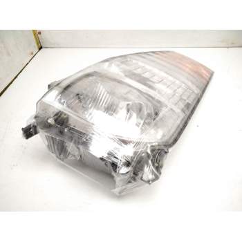 Recambio de faro izquierdo para nissan cabstar 110.45 referencia OEM IAM 89314251  26060BM500