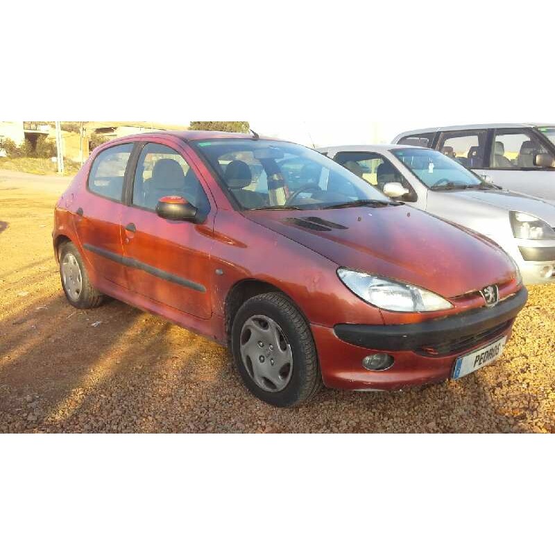 peugeot 206 berlina del año 2000