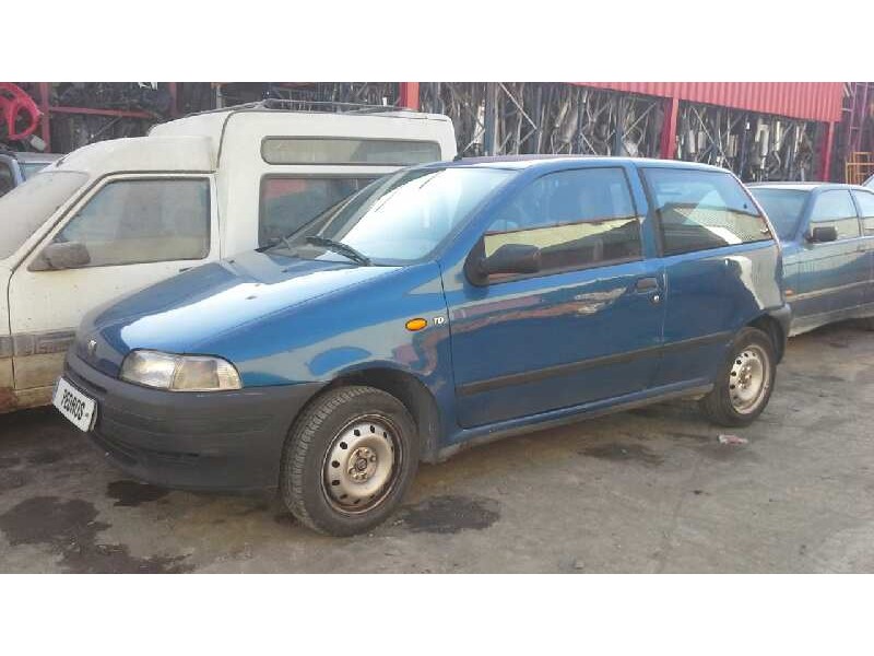 fiat punto berlina (176) del año 1996