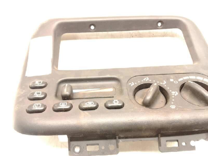 Recambio de mando calefaccion aire acondicionado para chrysler voyager (gs) referencia OEM IAM P04677635AE  52827