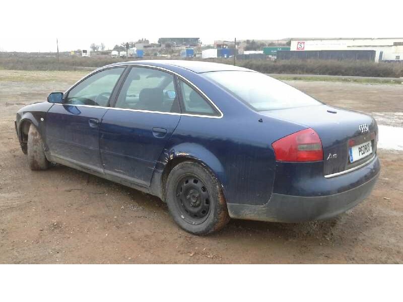 audi a6 berlina (4b2) del año 2000