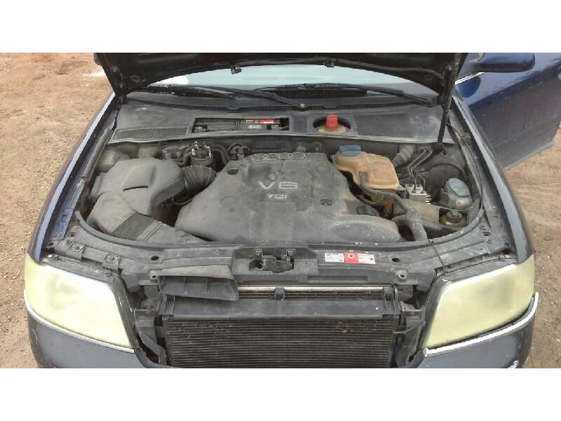 audi a6 berlina (4b2) del año 2000