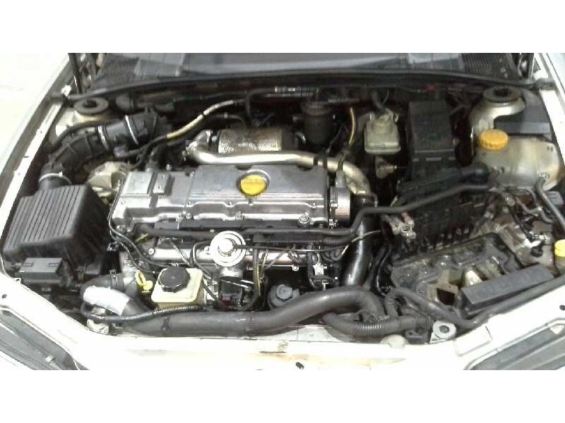 opel vectra b caravan del año 1998