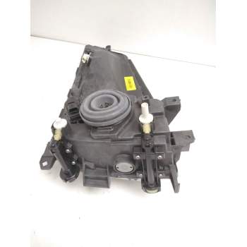 Recambio de faro izquierdo para nissan cabstar 110.45 referencia OEM IAM 89314251  26060BM500