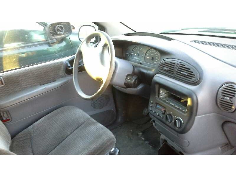 chrysler voyager (gs) del año 2000