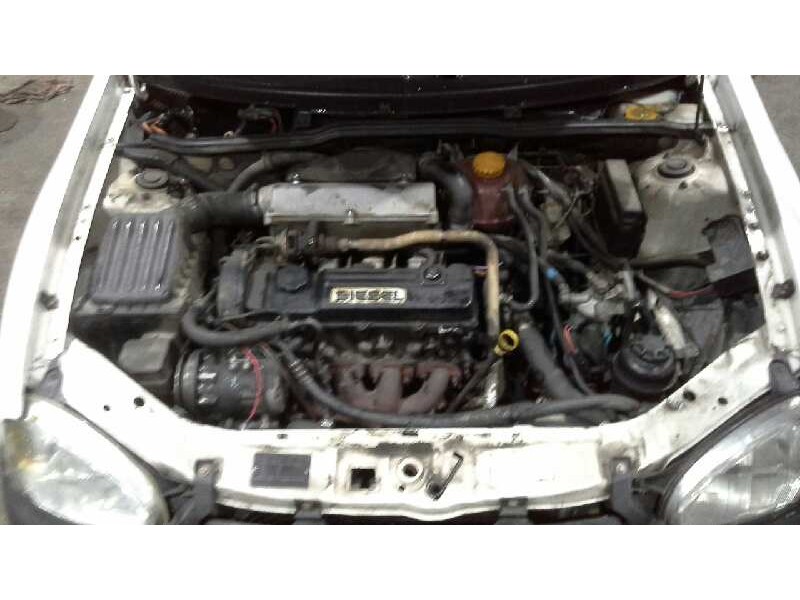 opel corsa b del año 1998