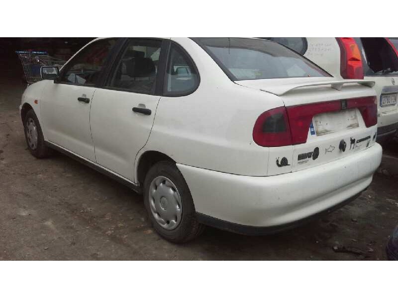 seat cordoba berlina (6k2) del año 1999
