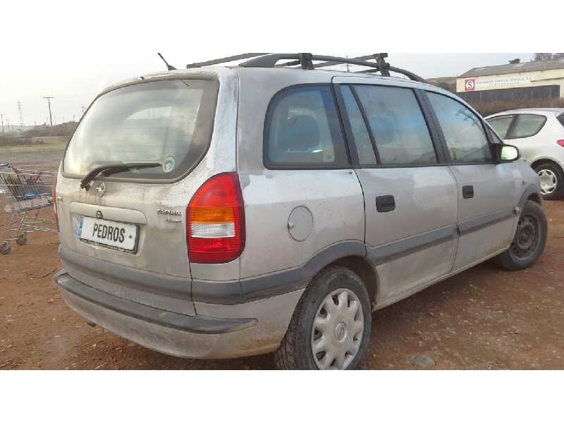 opel zafira a del año 2001