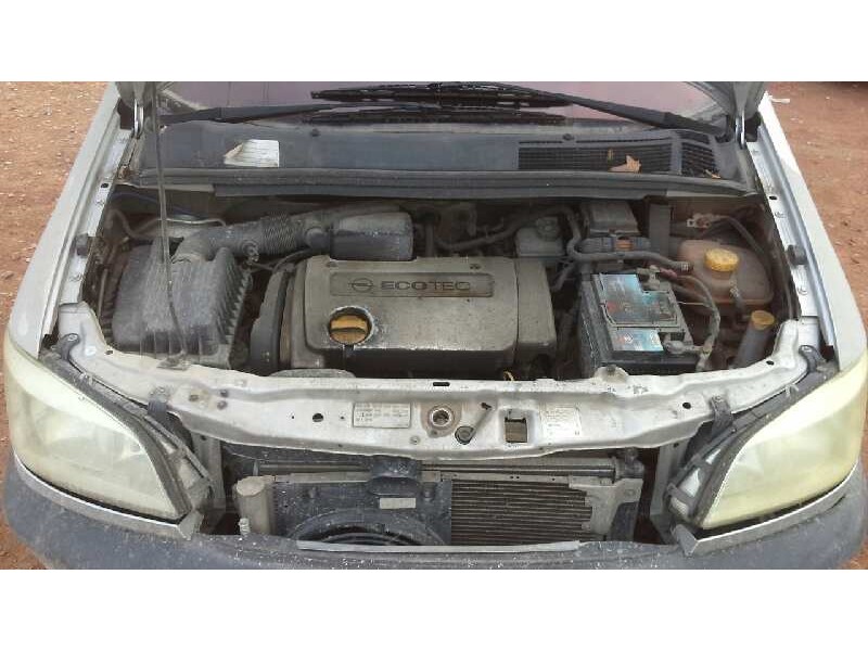 opel zafira a del año 2001