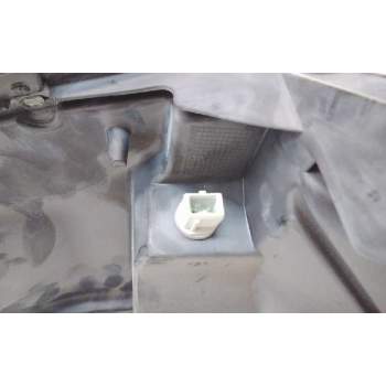 Recambio de faro izquierdo para nissan cabstar 110.45 referencia OEM IAM 89317211 26060BM500 