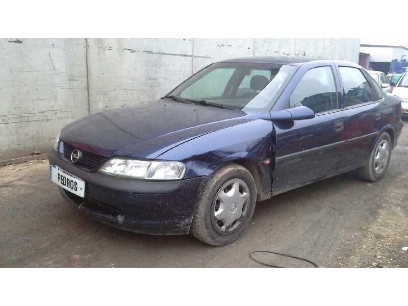 opel vectra b berlina del año 1998