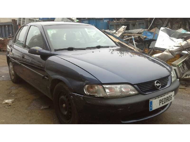 opel vectra b berlina del año 1998