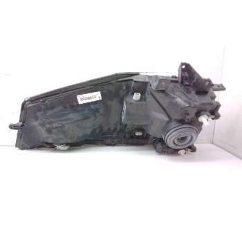 Recambio de faro izquierdo para nissan cabstar 110.45 referencia OEM IAM 89317211 26060BM500 