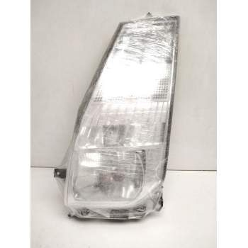 Recambio de faro izquierdo para nissan cabstar 110.45 referencia OEM IAM 89317211 26060BM500 