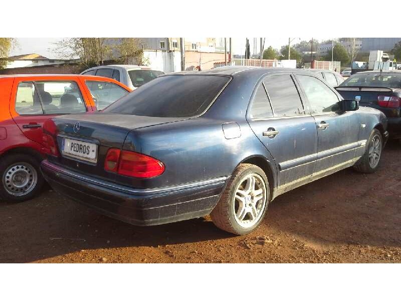 mercedes clase e (w210) berlina diesel del año 1995