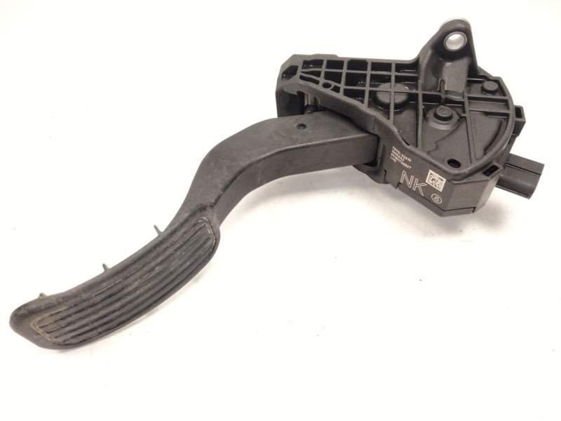 Recambio de pedal acelerador para toyota c-hr (_x1_) 1.8 hybrid (zyx10_, zyx11_) referencia OEM IAM 7811002210  