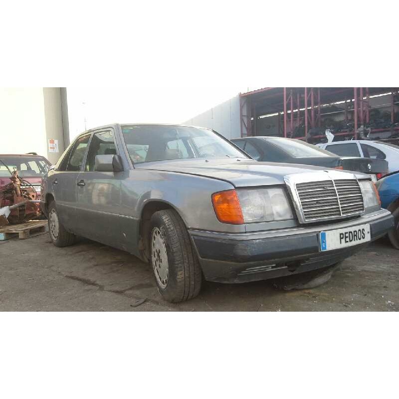 mercedes clase e (w124) berlina del año 1990