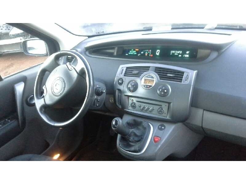 renault scenic ii del año 2005