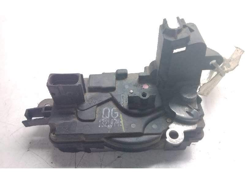 Recambio de cerradura puerta delantera derecha para opel astra h berlina 1.7 16v cdti referencia OEM IAM QG13210749  