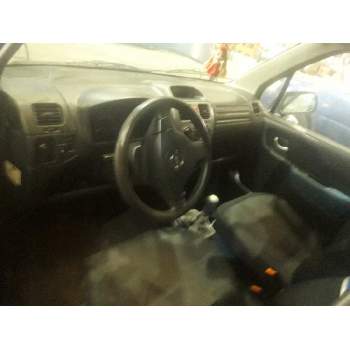 opel agila del año 2004