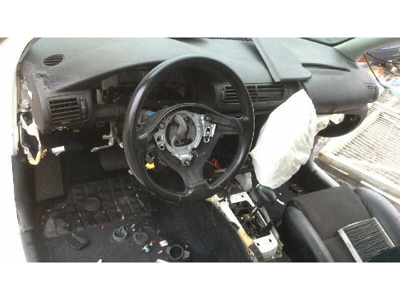 volkswagen passat berlina (3b3) del año 2001