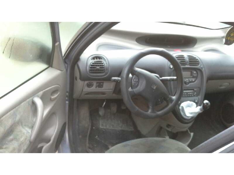 citroen xsara picasso del año 2001