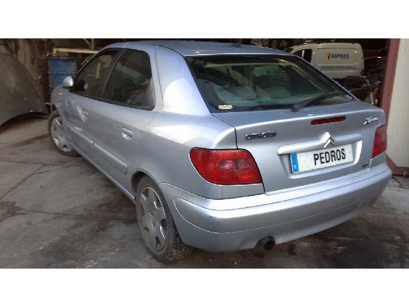 citroen xsara berlina del año 2002